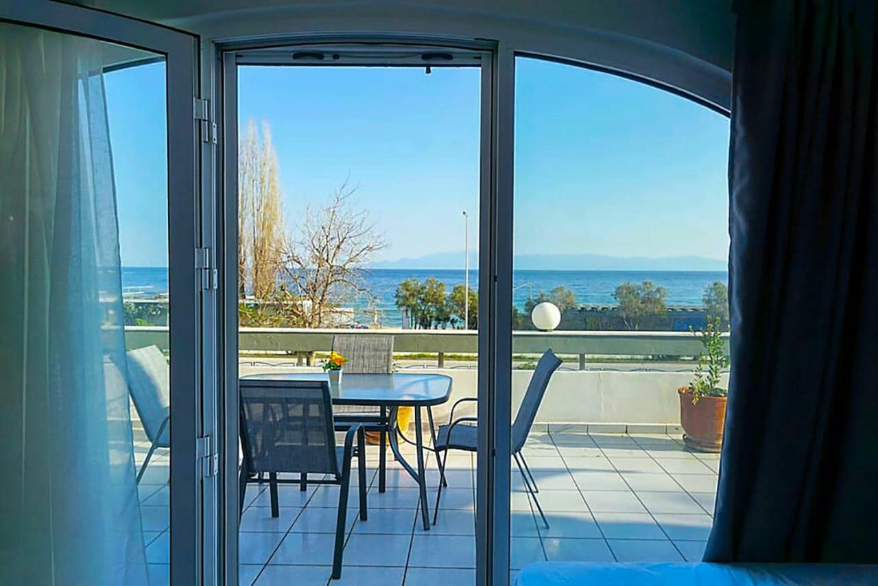 Kalamitsa Beach View カヴァラ エクステリア 写真
